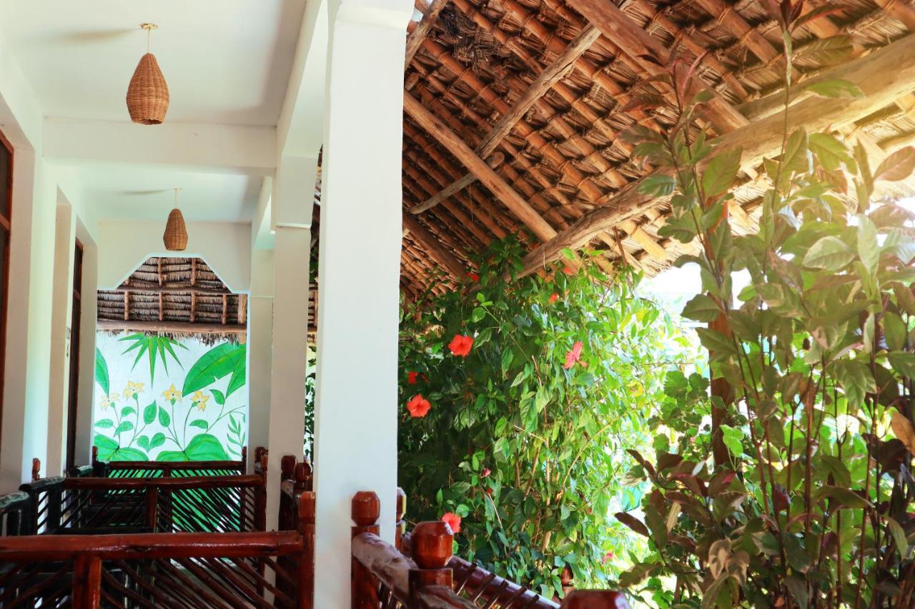 Darwesh Nyumba Lodge Nungwi Buitenkant foto